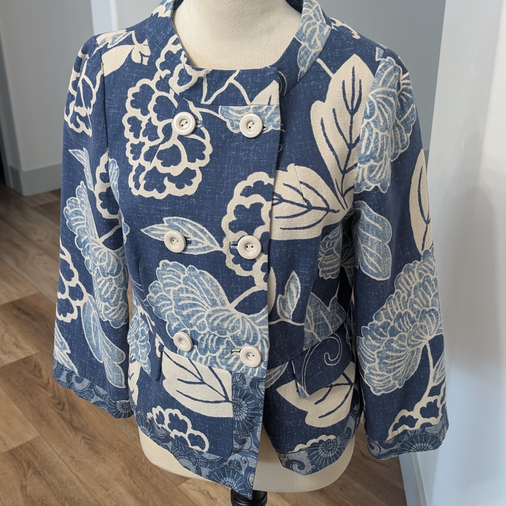 Floral Blue and Cream Women's Jacket